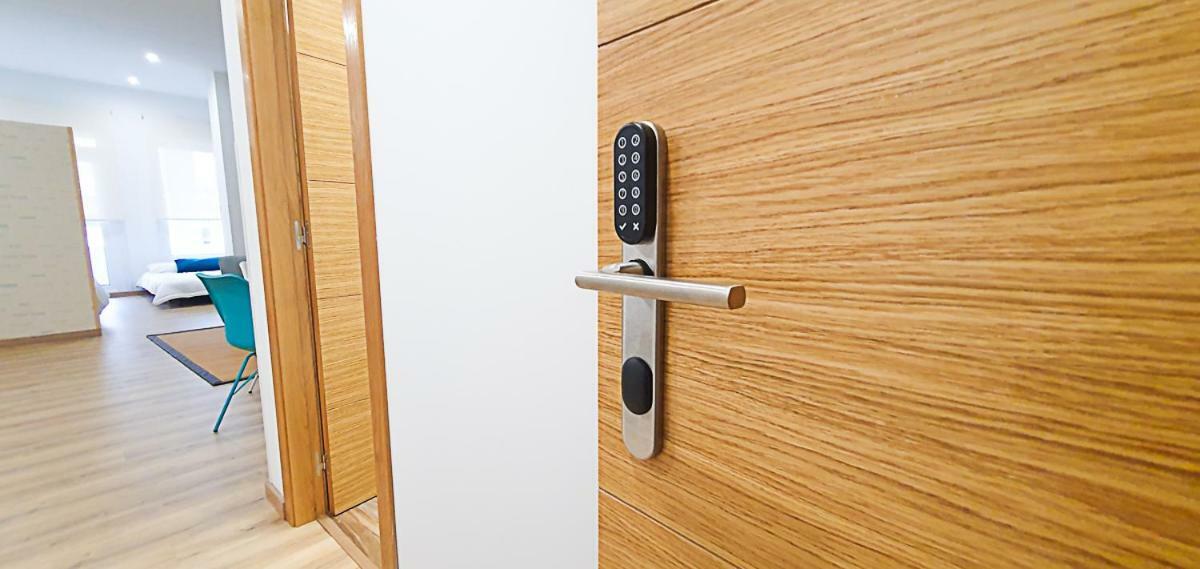 Apartamentos Antares 2 Milladoiro Dış mekan fotoğraf