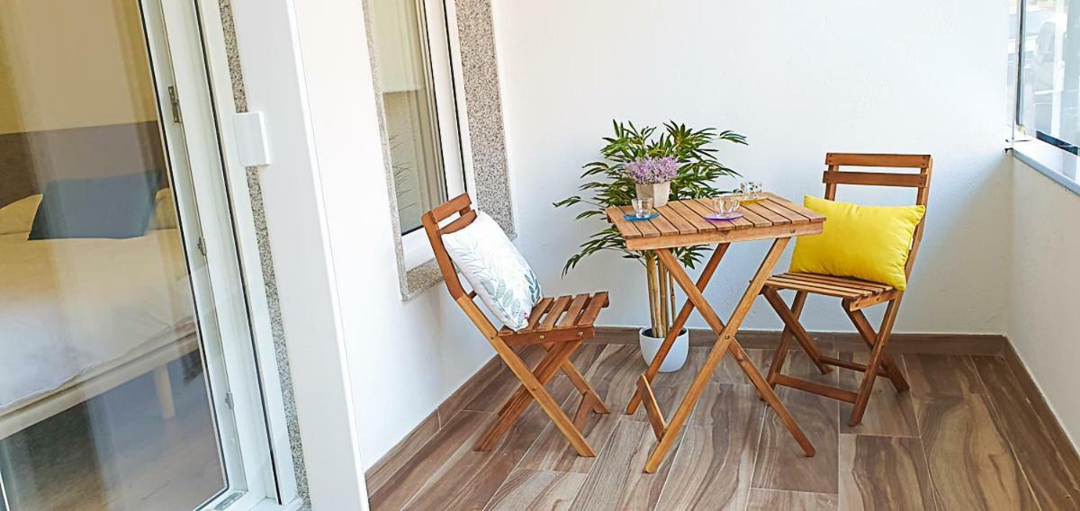 Apartamentos Antares 2 Milladoiro Dış mekan fotoğraf