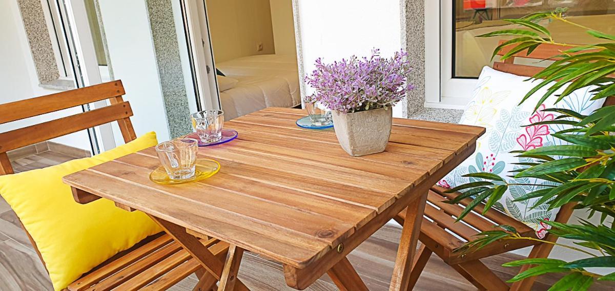 Apartamentos Antares 2 Milladoiro Dış mekan fotoğraf
